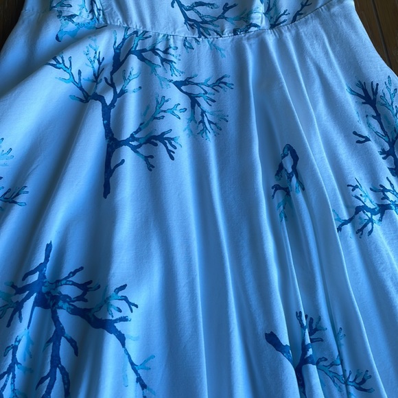 Old Navy White Dress - Picture 2 of 6